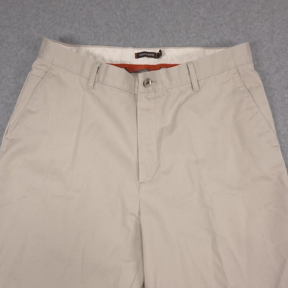 Dockers D3 Mens 34x30 Cream Ivory Khaki Flat Front Casual Chino Pants School